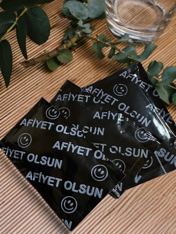 "Afiyet Olsun" Baskılı Ekonomik Tek Kullanımlık Islak Mendil